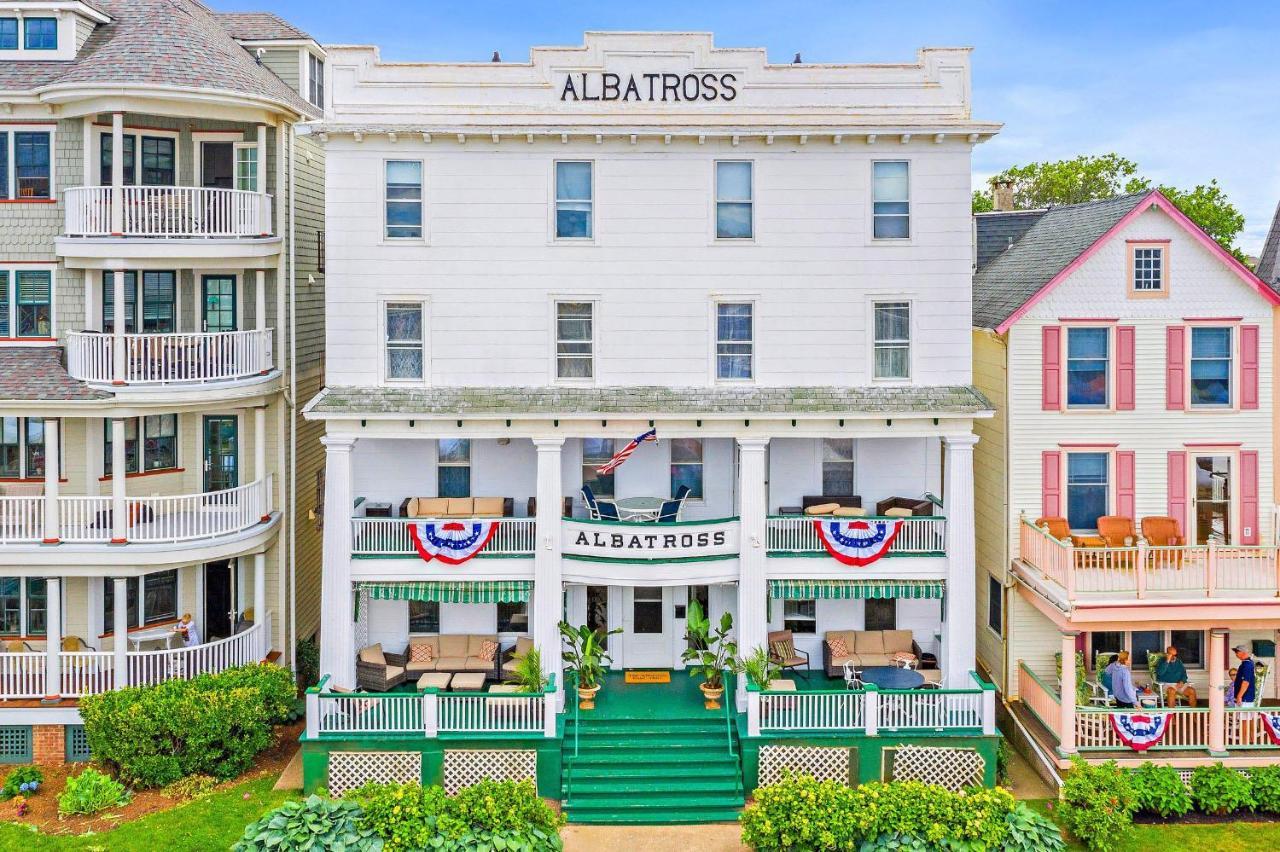Albatross Hotel 2*